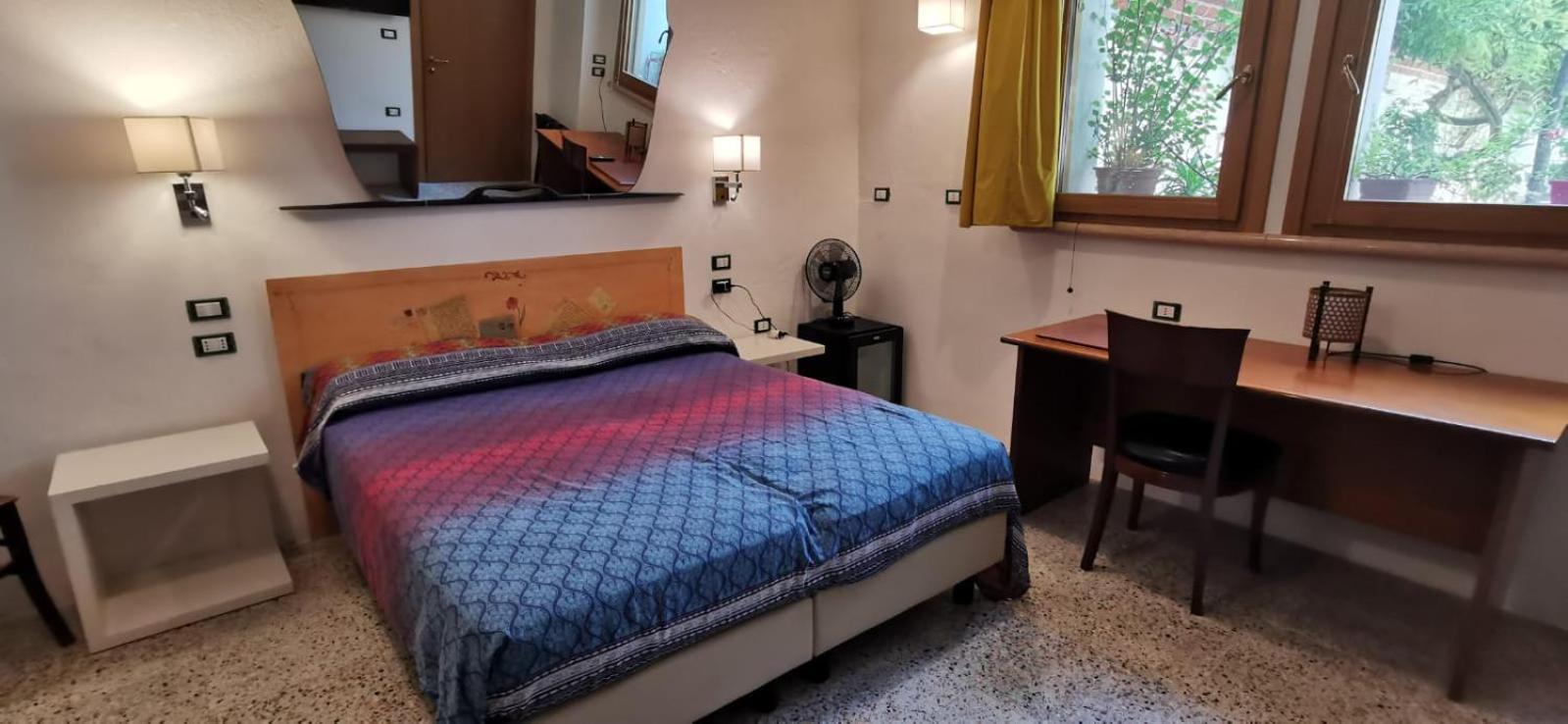 Albergo Giulia Gonzaga Sabbioneta Rum bild