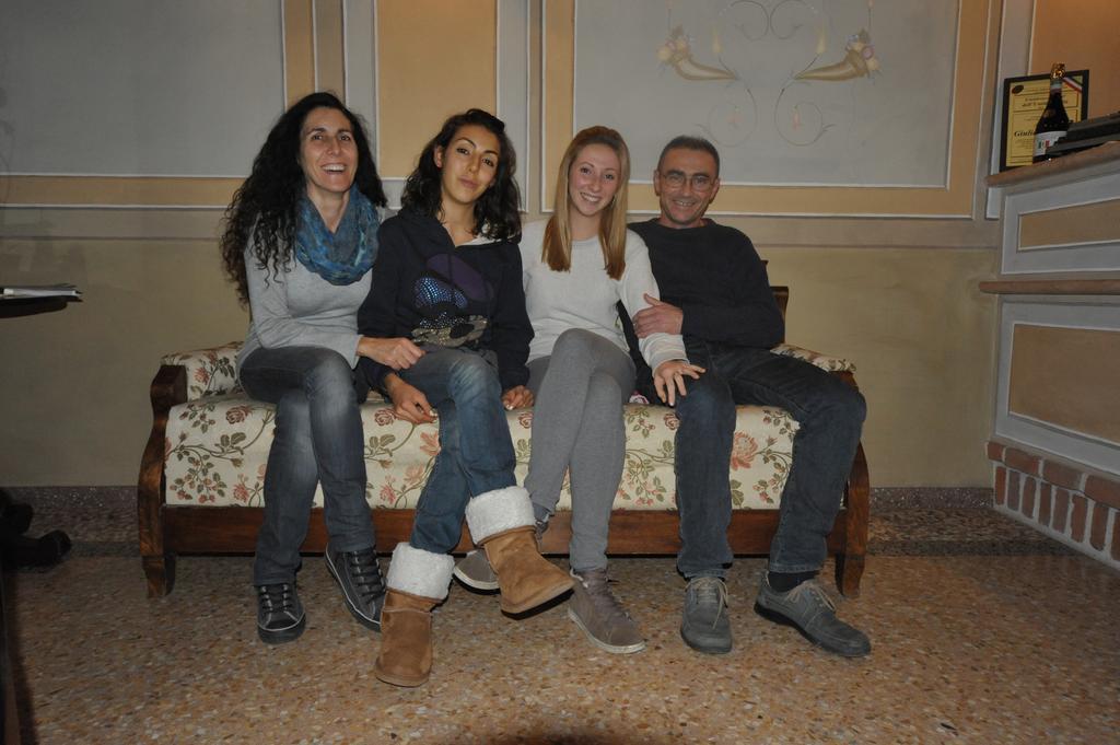 Albergo Giulia Gonzaga Sabbioneta Exteriör bild